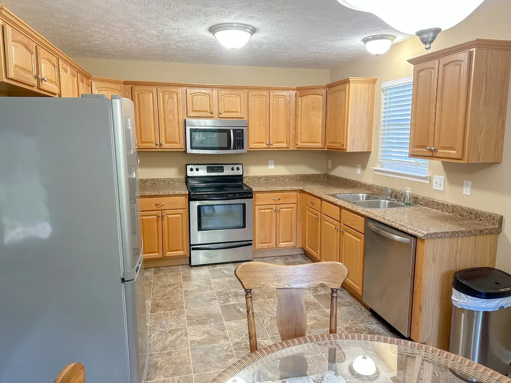 1004 Ryan Court Lebanon TN 37087
