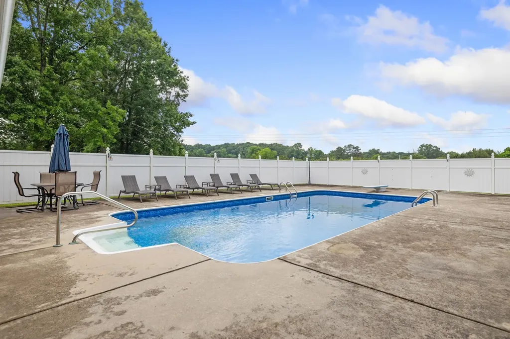 871 Kile Lake Road, SE Cleveland TN 37323