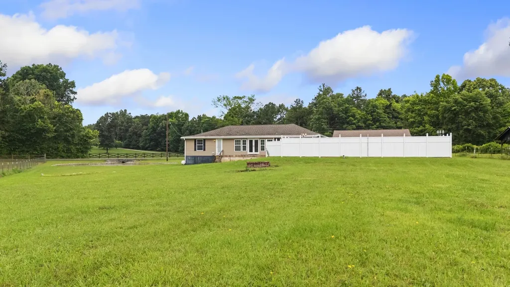 871 Kile Lake Road, SE Cleveland TN 37323