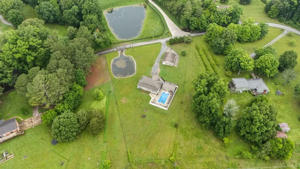 871 Kile Lake Road, SE Cleveland TN 37323