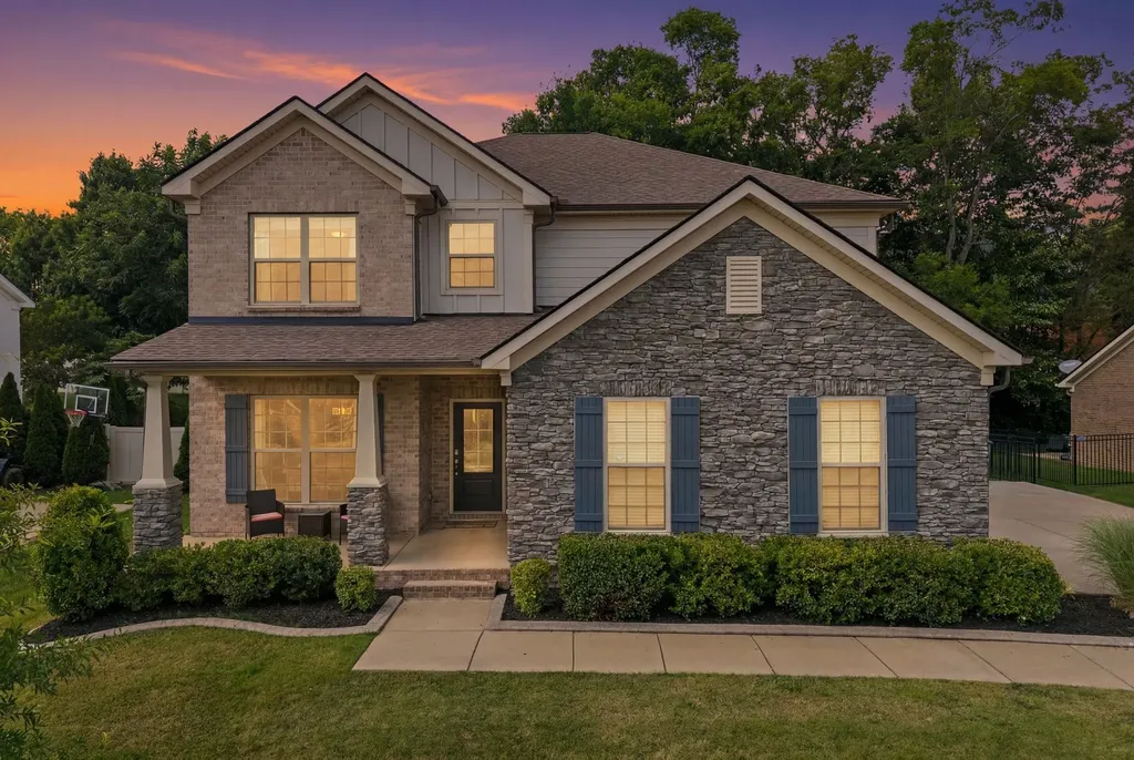 1028 Maleventum Way Spring Hill TN 37174
