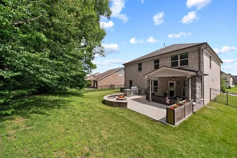 1028 Maleventum Way Spring Hill TN 37174