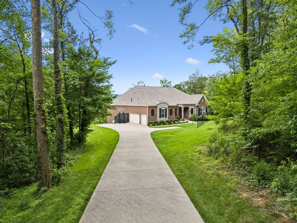 679 Lawler Lane Nolensville TN 37135