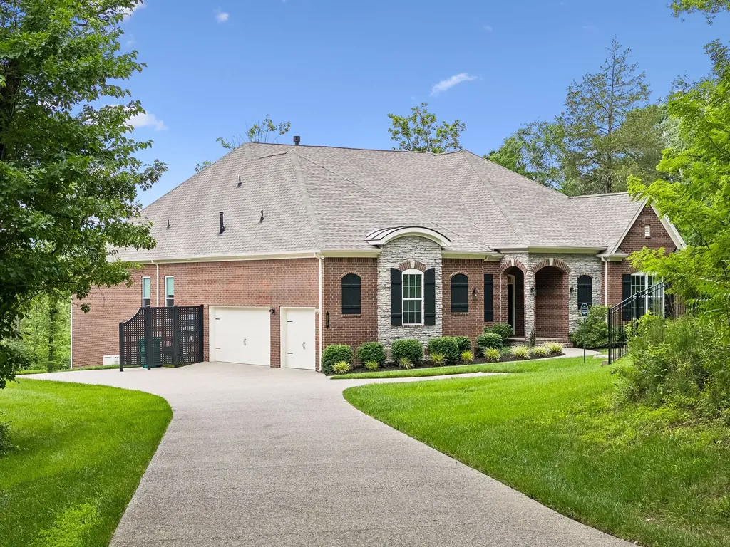 679 Lawler Lane Nolensville TN 37135