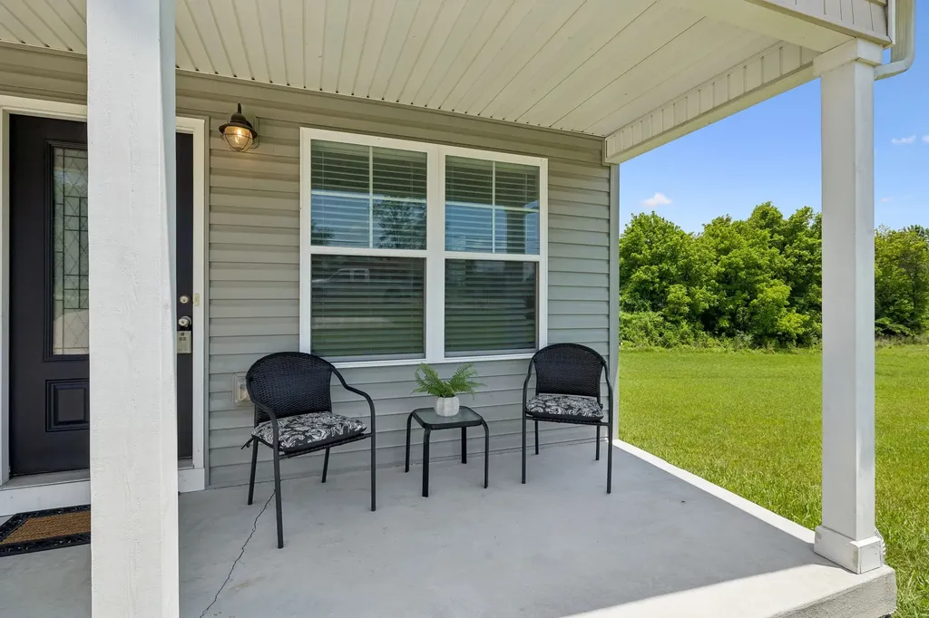 2305 Highway 47 E Dickson TN 37055