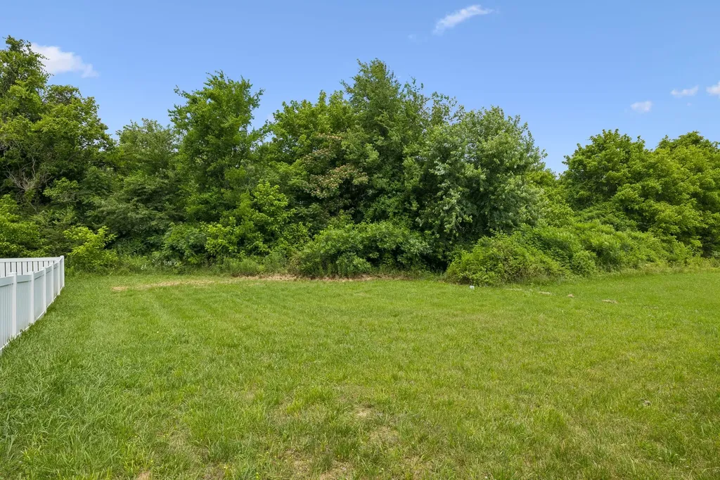 2305 Highway 47 E Dickson TN 37055