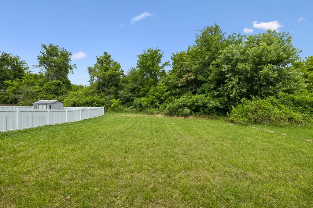 2305 Highway 47 E Dickson TN 37055