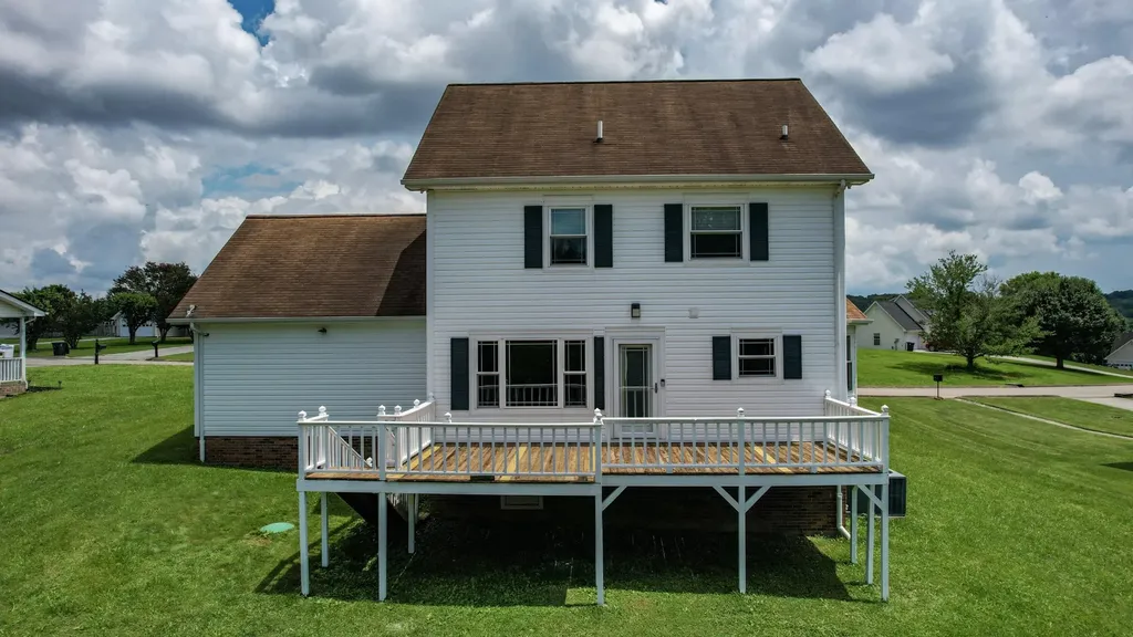116 Cunningham Drive Athens TN 37303