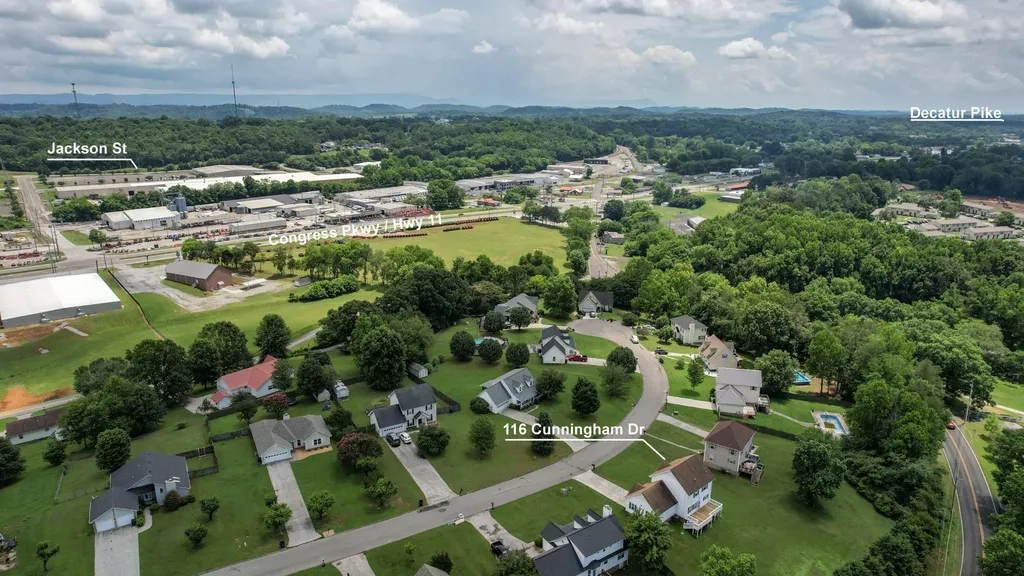 116 Cunningham Drive Athens TN 37303