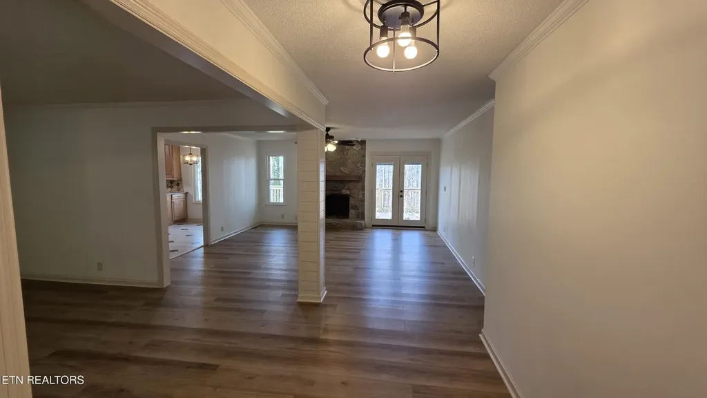 1135 W Outer Drive Oak Ridge TN 37830