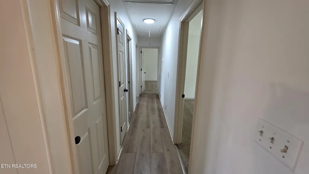 1135 W Outer Drive Oak Ridge TN 37830