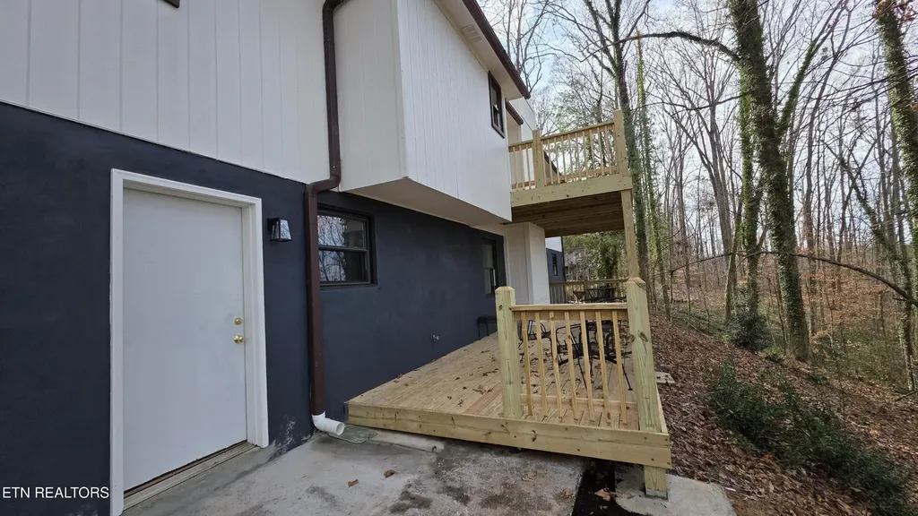1135 W Outer Drive Oak Ridge TN 37830