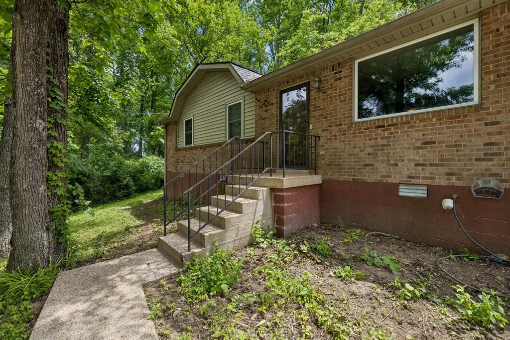 7114 Oak Tree Drive Fairview TN 37062