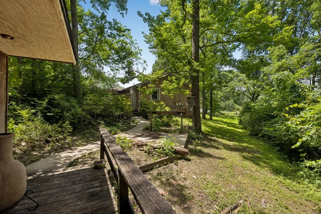 7114 Oak Tree Drive Fairview TN 37062