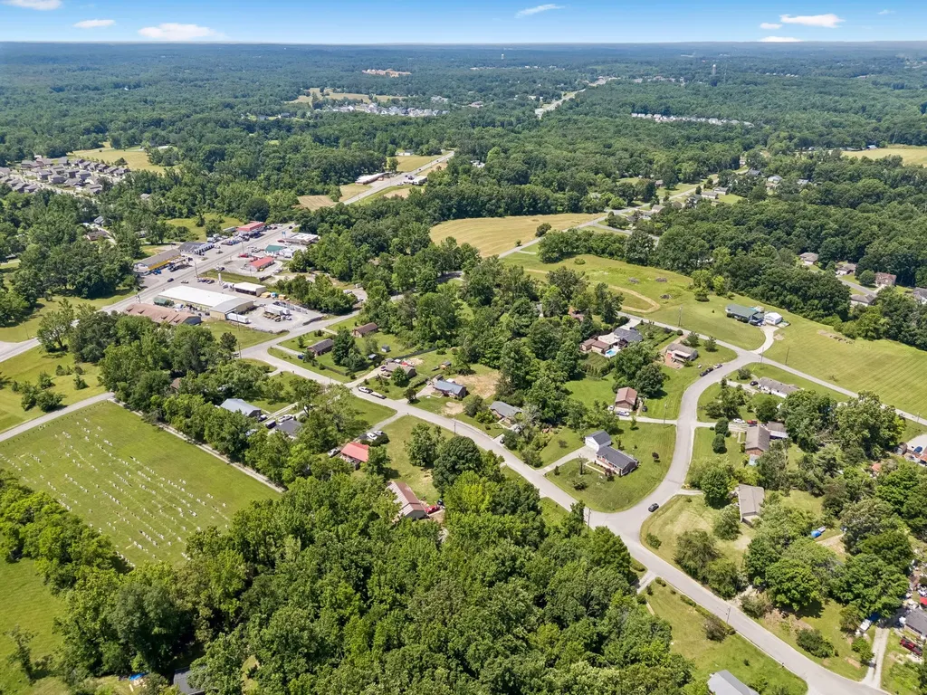 7114 Oak Tree Drive Fairview TN 37062