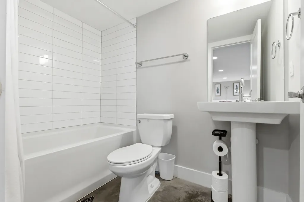 200D Sunset Drive Nashville TN 37207