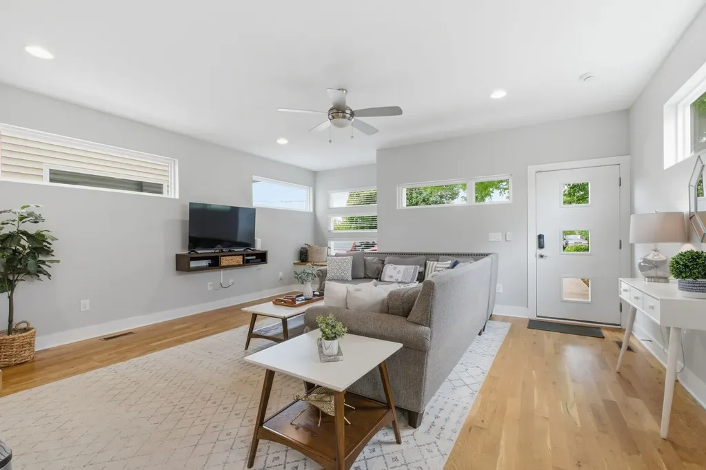 200D Sunset Drive Nashville TN 37207