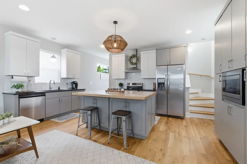 200D Sunset Drive Nashville TN 37207