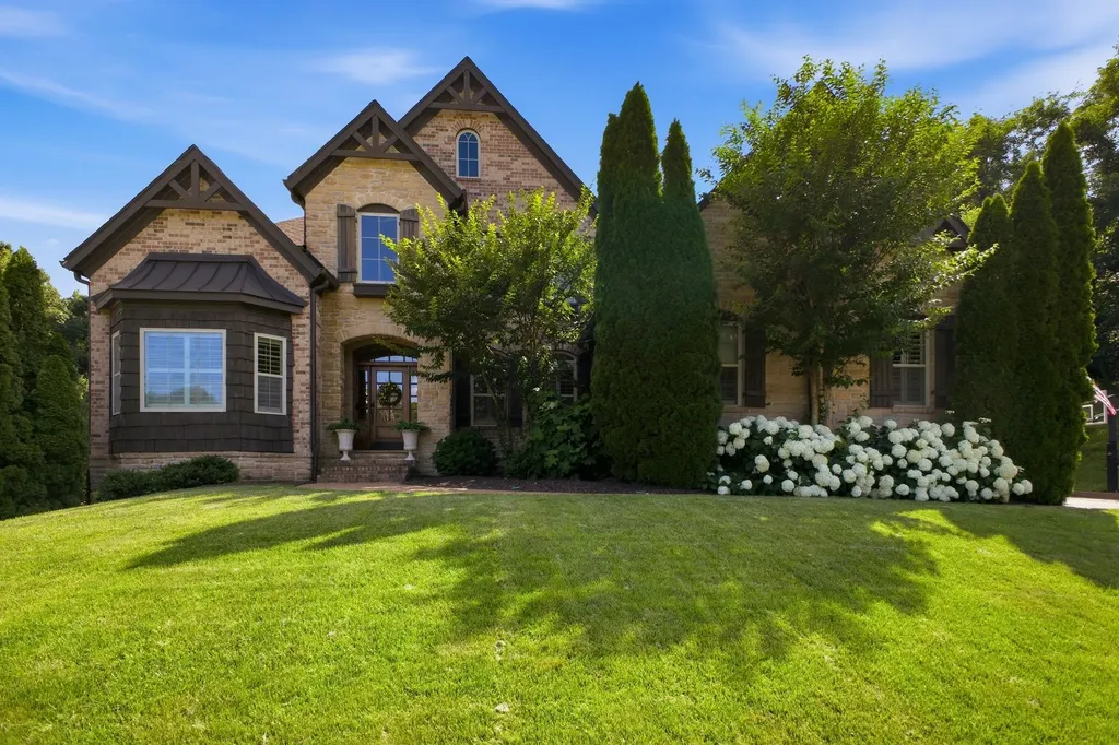 4133 Mirrasou Court Franklin TN 37067