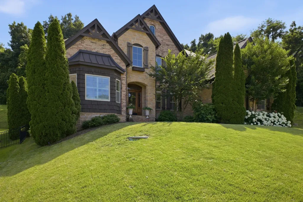 4133 Mirrasou Court Franklin TN 37067