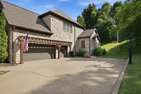 4133 Mirrasou Court Franklin TN 37067