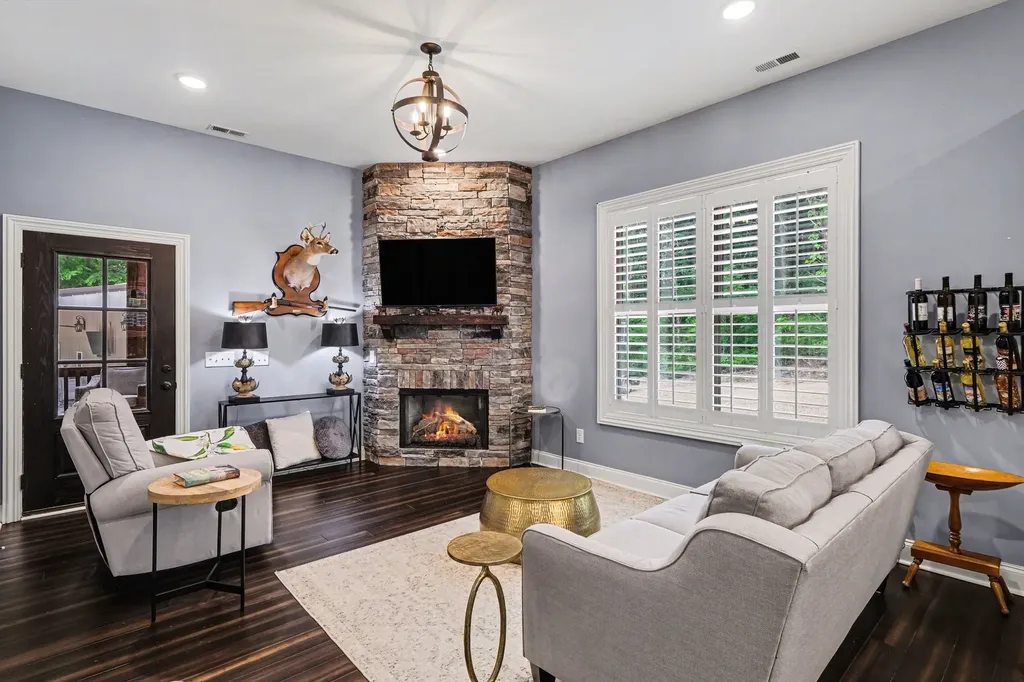 1850 Puryears Bend Road Hartsville TN 37074