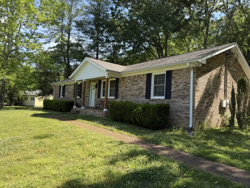 234 Hickory Drive Kingston Springs TN 37082