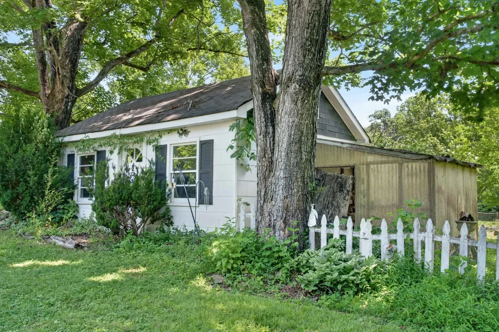 7190 Bahne Road Fairview TN 37062