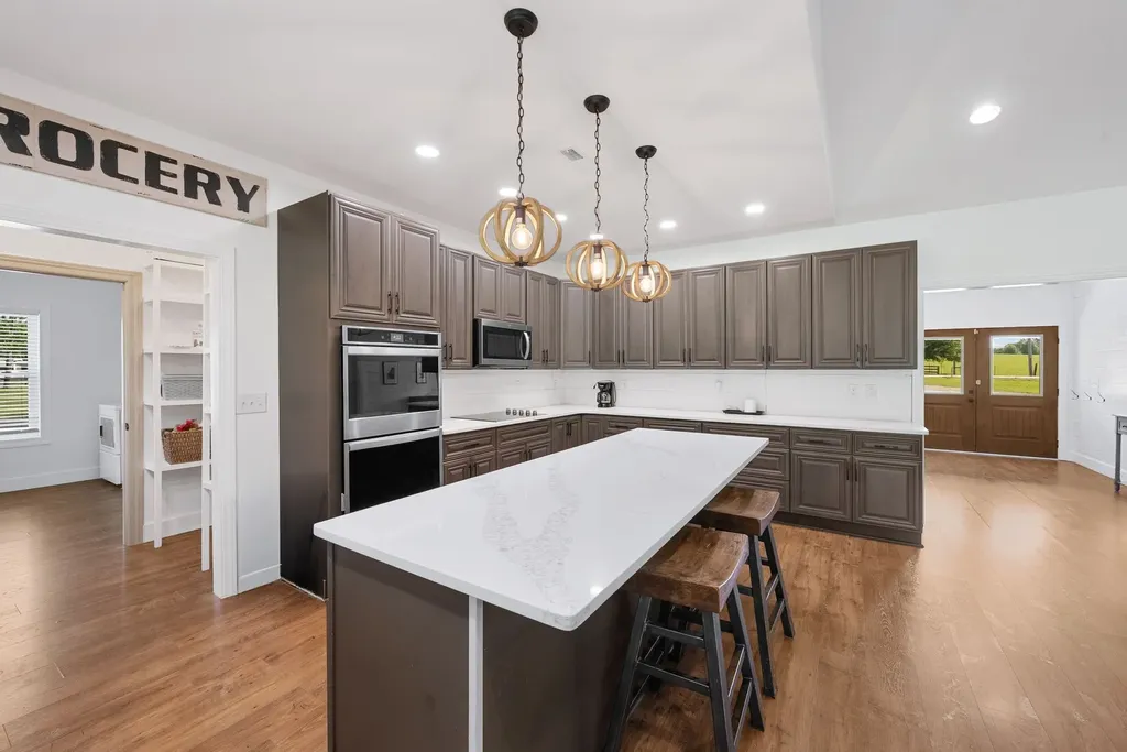 4108 Summertown Highway Summertown TN 38483