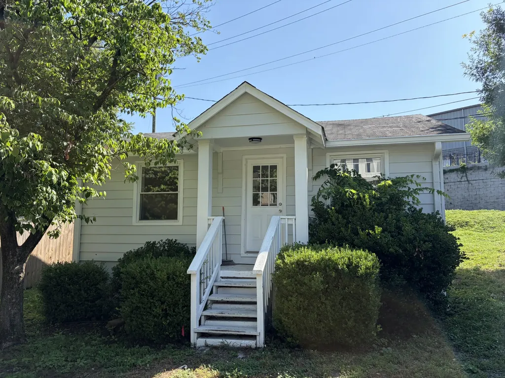 1916 Seminole Avenue Nashville TN 37211