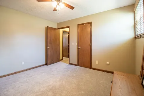 1420 Cantrell Drive Cottontown TN 37048