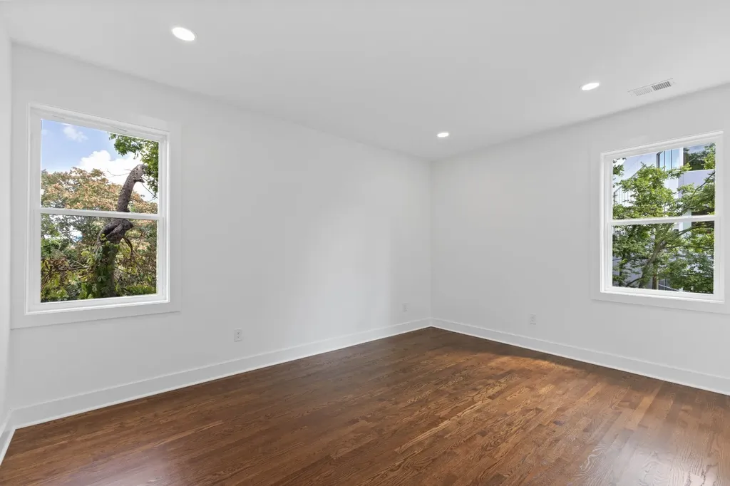 2715B Delaware Avenue Nashville TN 37209