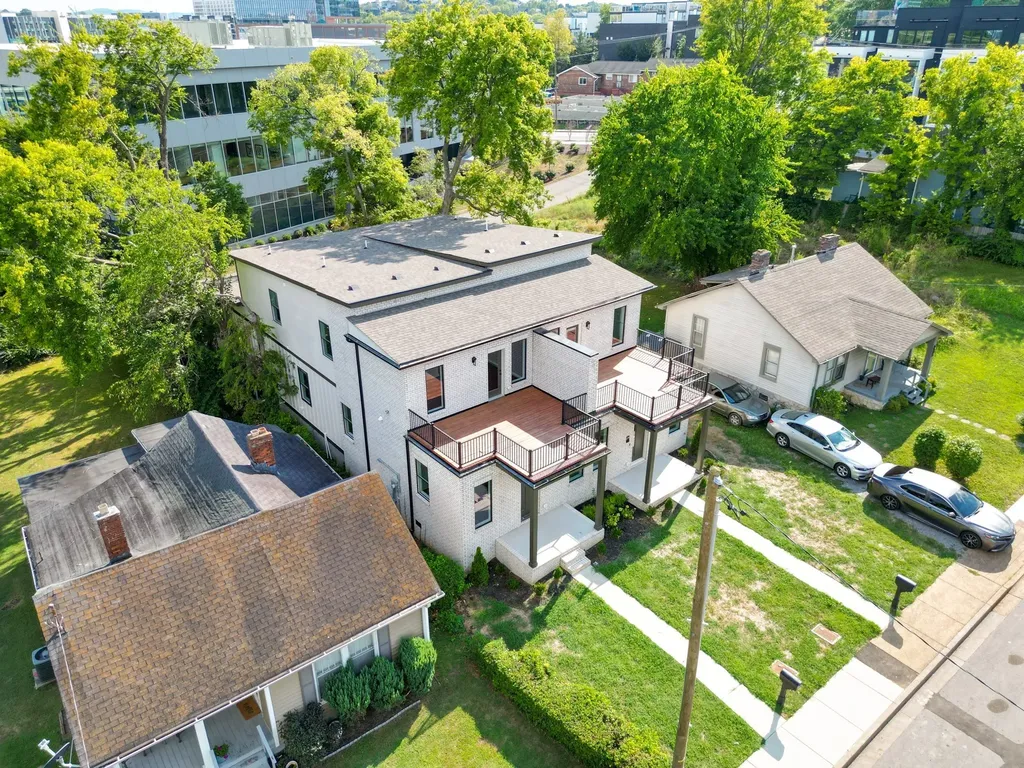 2715A Delaware Avenue Nashville TN 37209