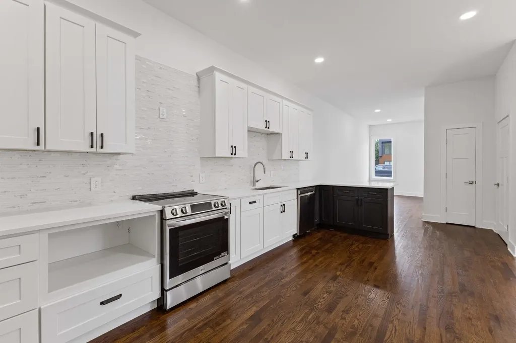 2715A Delaware Avenue Nashville TN 37209