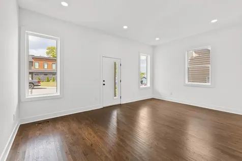2715A Delaware Avenue Nashville TN 37209