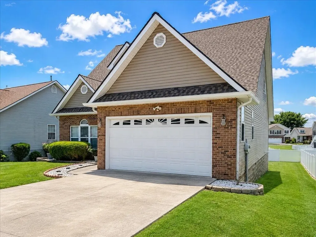 242 Fyke Drive Athens TN 37303