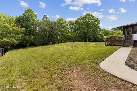7204 Fairlane Road Powell TN 37849