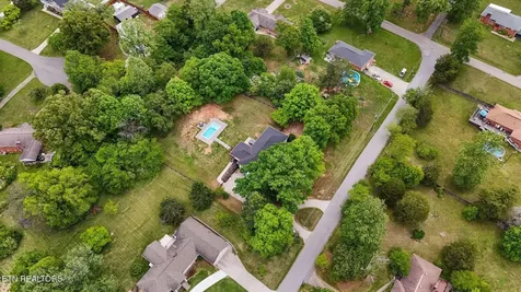 7204 Fairlane Road Powell TN 37849