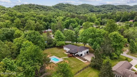 7204 Fairlane Road Powell TN 37849