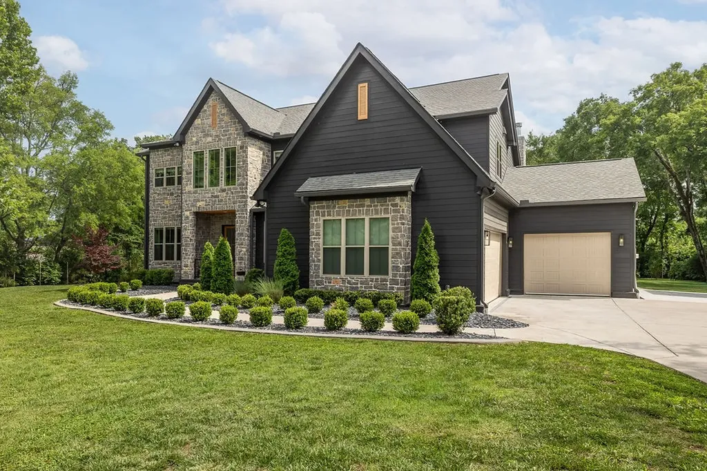 7019 Wilson Pike Circle Brentwood TN 37027