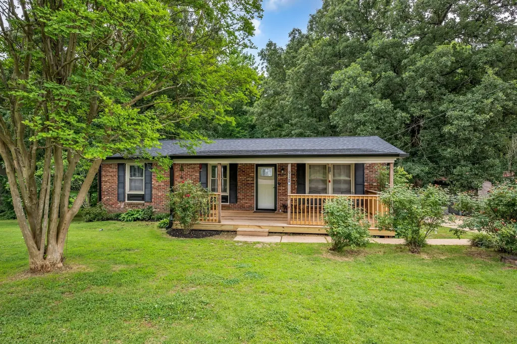 918 Cherokee Drive New Johnsonville TN 37134
