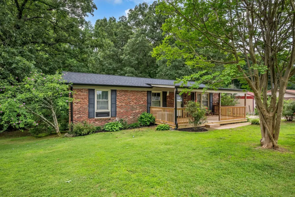 918 Cherokee Drive New Johnsonville TN 37134