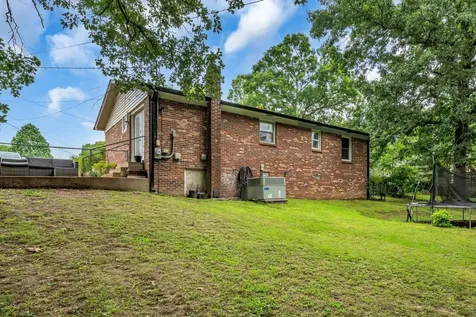 918 Cherokee Drive New Johnsonville TN 37134