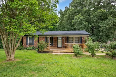 918 Cherokee Drive New Johnsonville TN 37134