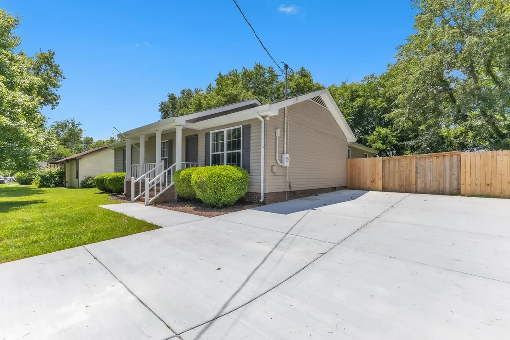 340 Blade Street Gallatin TN 37066