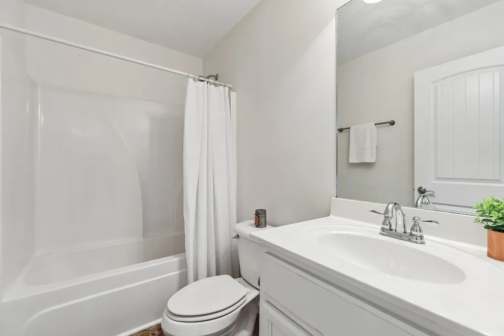 5321 Dan Post Way Murfreesboro TN 37128