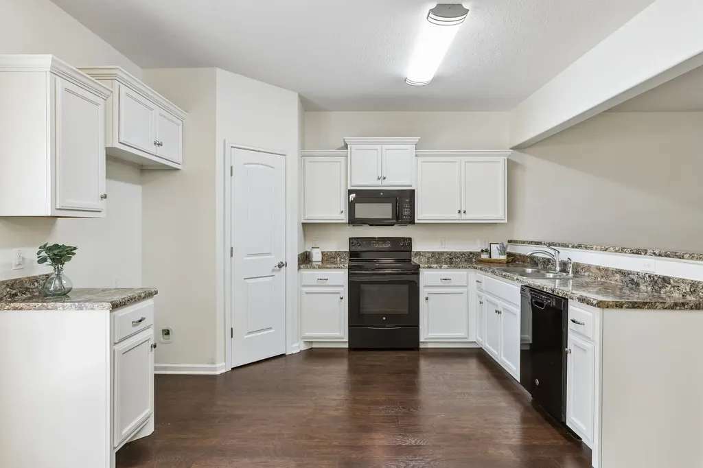 5321 Dan Post Way Murfreesboro TN 37128