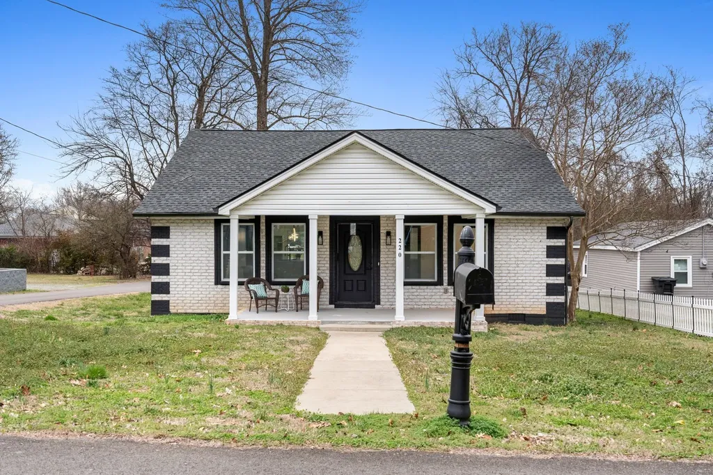 220 Chamberlain Drive Murfreesboro TN 37129