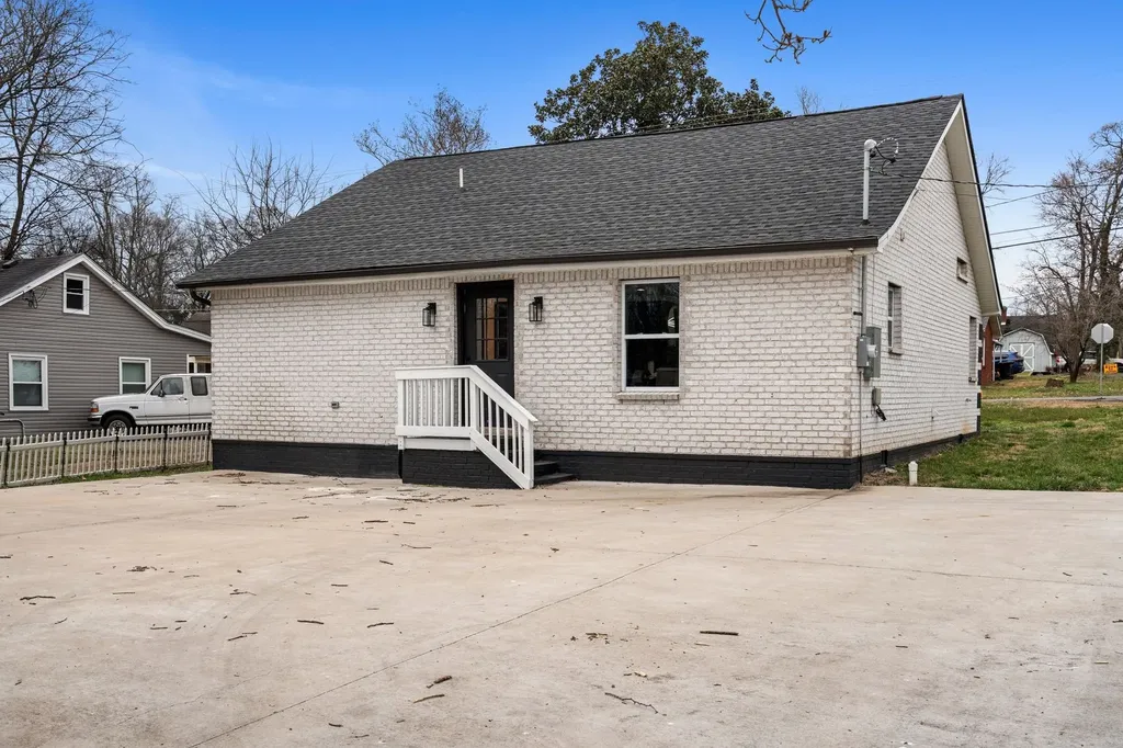220 Chamberlain Drive Murfreesboro TN 37129