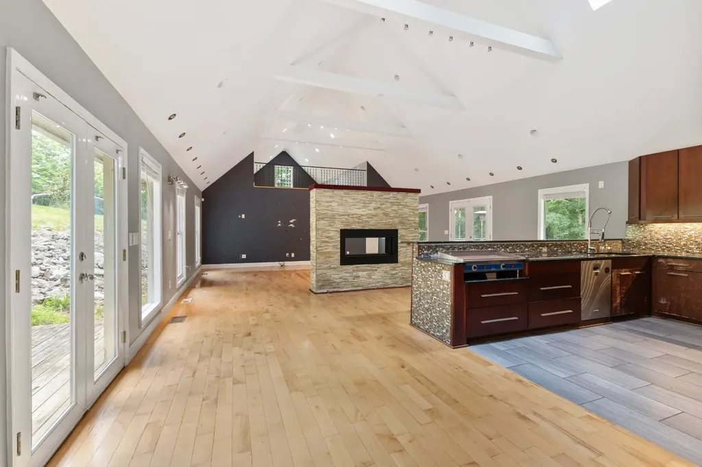 1040 Rustic Hills Drive Ashland City TN 37015